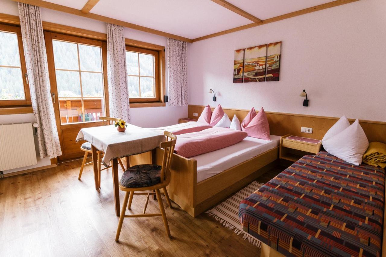 Gaestehaus Berger Sankt Jakob in Defereggen Esterno foto