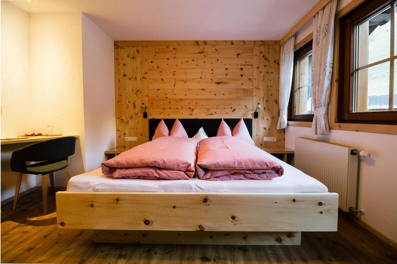 Gaestehaus Berger Sankt Jakob in Defereggen Esterno foto